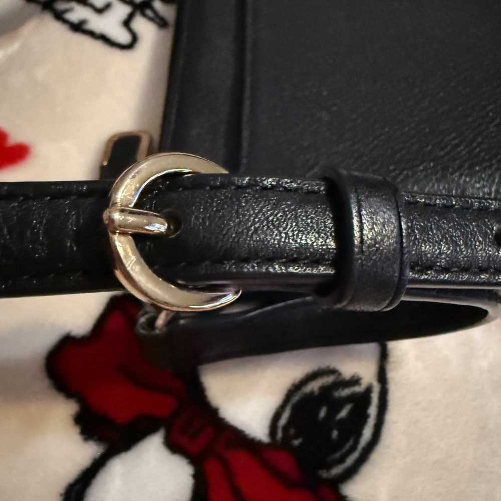 NWT COACH Madison Pebbled Leather East West Swingpack #49992 preowned EUC blk - Picture 15 of 16